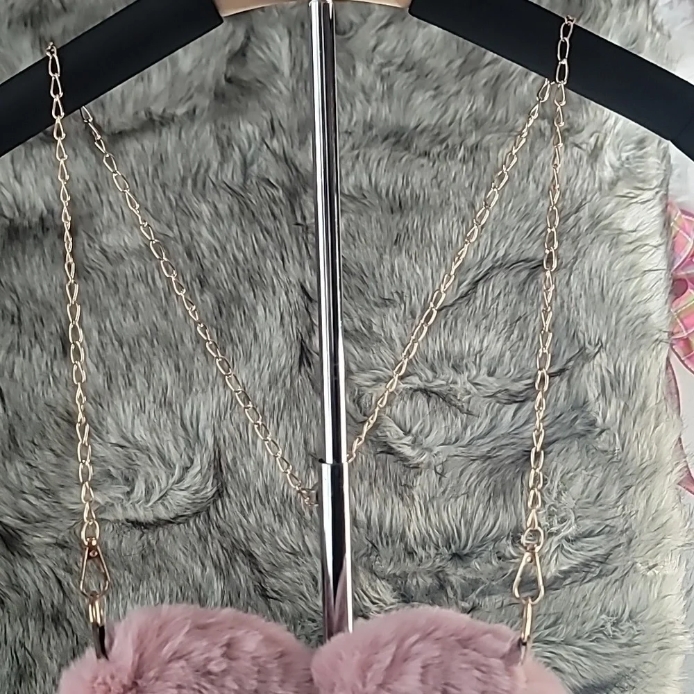 NWOT Fluffy Faux Fur Heart Shaped Crossbody Bag Pink Plush Shoulder Purse Y2K